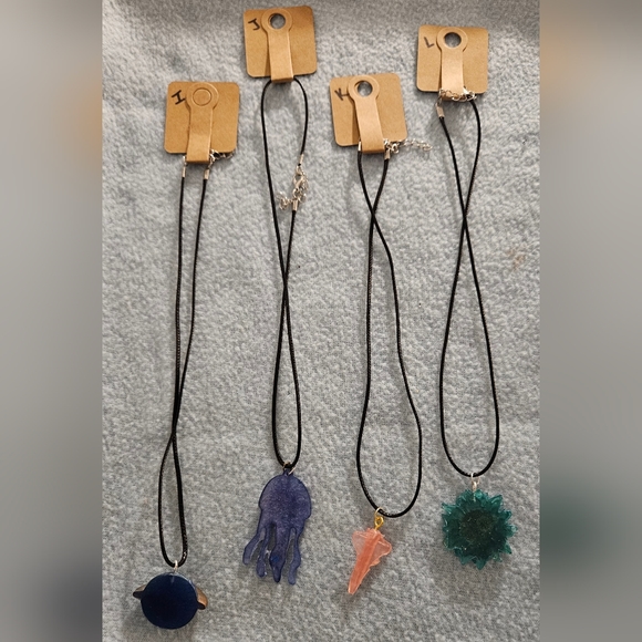 I-L - Picture 5 of 5